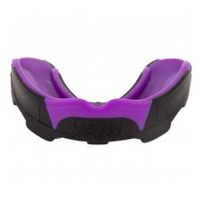 Капа VENUM PREDATOR MOUTHGUARD-BLACK/PURPLE (107) Капа VENUM PREDATOR MOUTHGUARD-BLACK/PURPLE (107)
